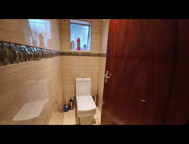 3 BEDROOM HOUSE TO LET IN VANDERBIJLPARK SW 1